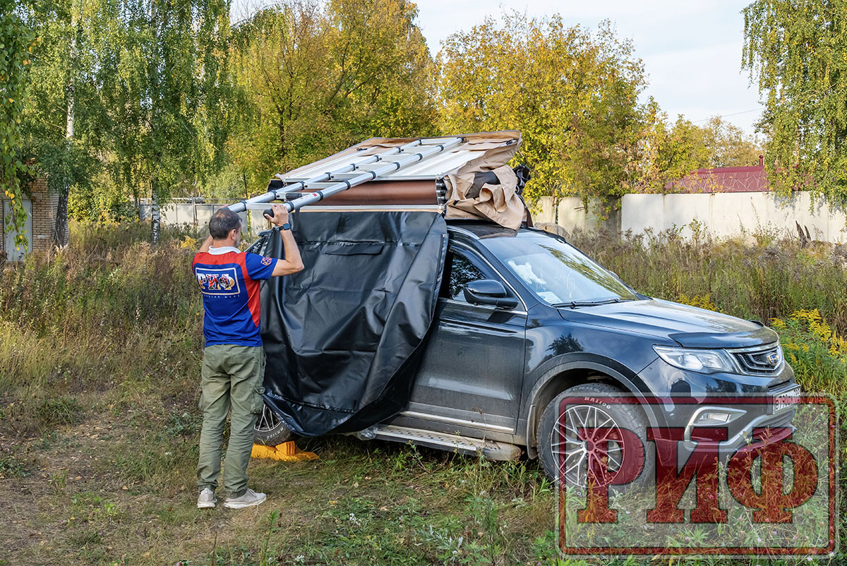 Палатка на крышу автомобиля РИФ Soft RT01-140, тент песочный, корпус  черный, 420D, 140х120х30 см Екатеринбург | интернет магазин автозапчастей