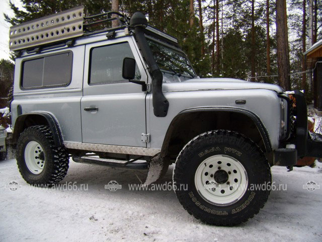 В продаже подготовленный  Land Rover Defender 90 МТ 33"