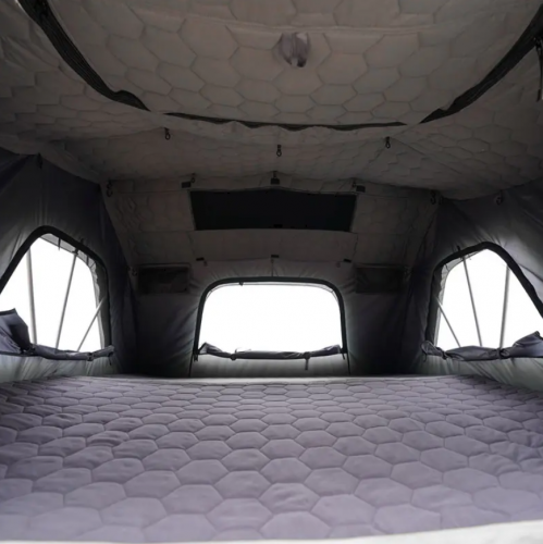 Палатка на крышу автомобиля Wild Land Voyager 140 Pro