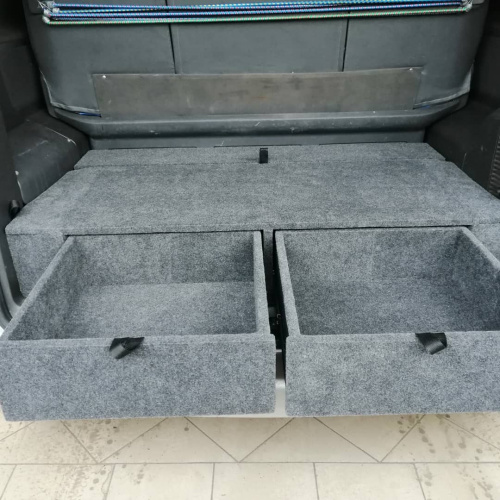 Органайзер "Экспедиция" для Volkswagen Multivan (T5)