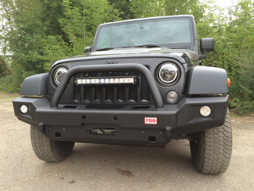 Бампер РИФ передний Jeep Wrangler JK 2006+ с доп. фарами и центральной защитной дугой