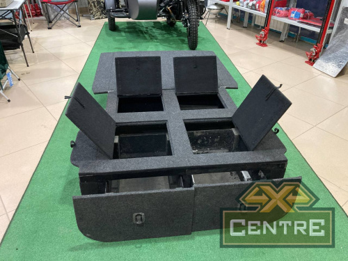 Органайзер Mitsubishi Pajero Sport 2 Б/У