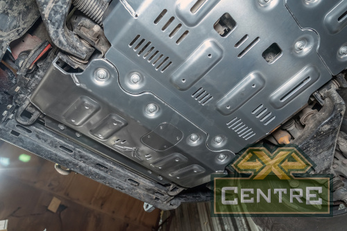 Защита РИФ радиатора, картера, РК, КПП для Toyota Hilux 2015-2024, алюм. 8 мм