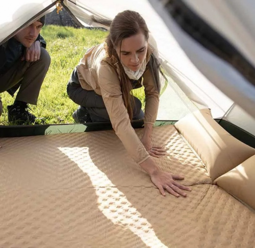 Коврик самонадувающийся с подушкой Naturehike, 296х65х3 см, желтый