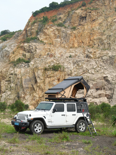 Палатка на крышу автомобиля Wild Land Bush Cruiser V2 Pro 140 с лестницей
