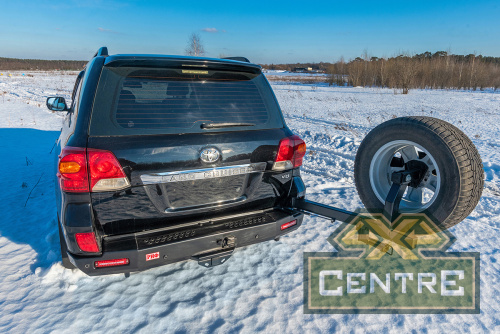 Бампер РИФ силовой задний Toyota Land Cruiser 200 2007-2012 с квадратом под фаркоп, калиткой, фонаря