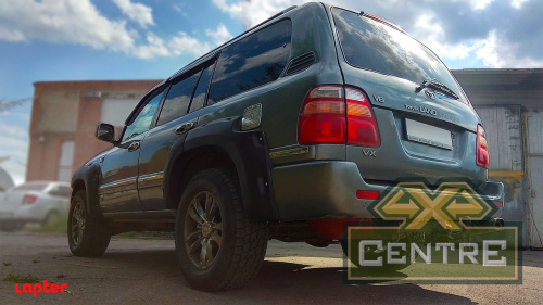 Расширители арок Lapter на Toyota Land Cruiser 100 (80 мм)