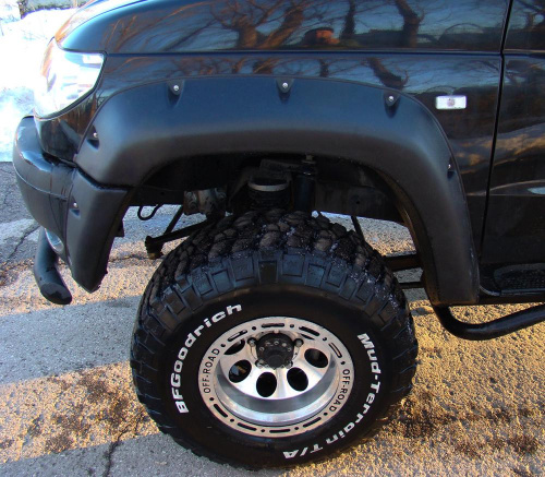 Расширители колёсных арок УАЗ Патриот пикап (с накладками на передний бампер) дорестайлинг
