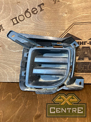 Заглушка ПТФ левая Toyota Land Cruiser 200