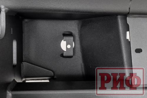 Бампер РИФ силовой задний Great Wall Poer с квадратом под фаркоп и фонарями