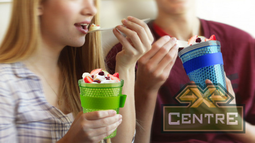 Контейнер для перекусов с гелем-хладагентом и отделением для топпинга, 386 мл, зеленый