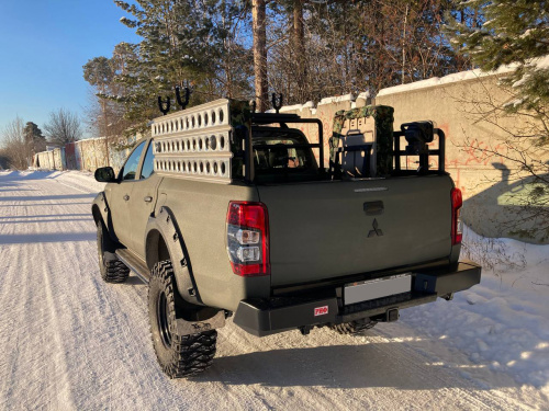 Бампер РИФ силовой задний Mitsubishi L200 2019+ с квадратом под фаркоп