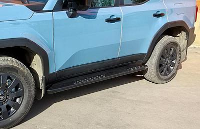 Toyota Land Cruiser Prado 250 и силовые пороги РИФ: обзор и установка