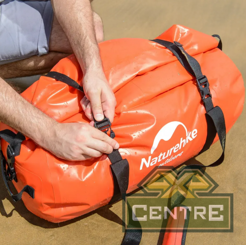 Гермосумка Naturehike 120 л ПВХ (Красная)