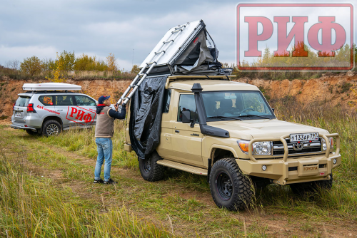 Палатка на крышу автомобиля РИФ Soft RT02-160 PRO, тент серый, 400 гр., 160х(240+70)х115 см