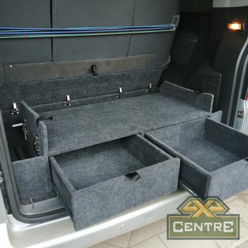 Органайзер "Экспедиция" для Volkswagen Multivan (T5)