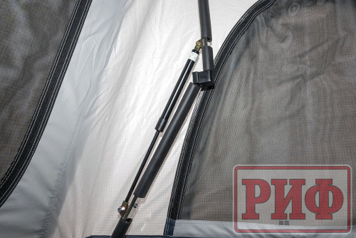 Палатка на крышу автомобиля РИФ Hard RT05-125, корпус ABS треугольник, белый, тент СВЕТЛО СЕРЫЙ